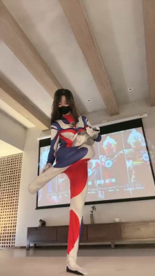 【禾末】cosplay-女超人VS外星人 bf20163-绳艺资料库