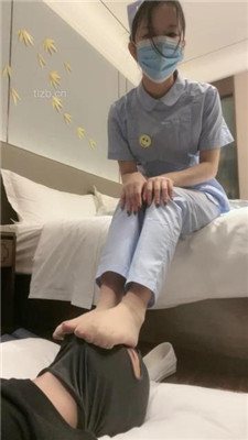 图片[3]-【漫漫】护士小姐姐给患者做特殊治疗-绳艺资料库